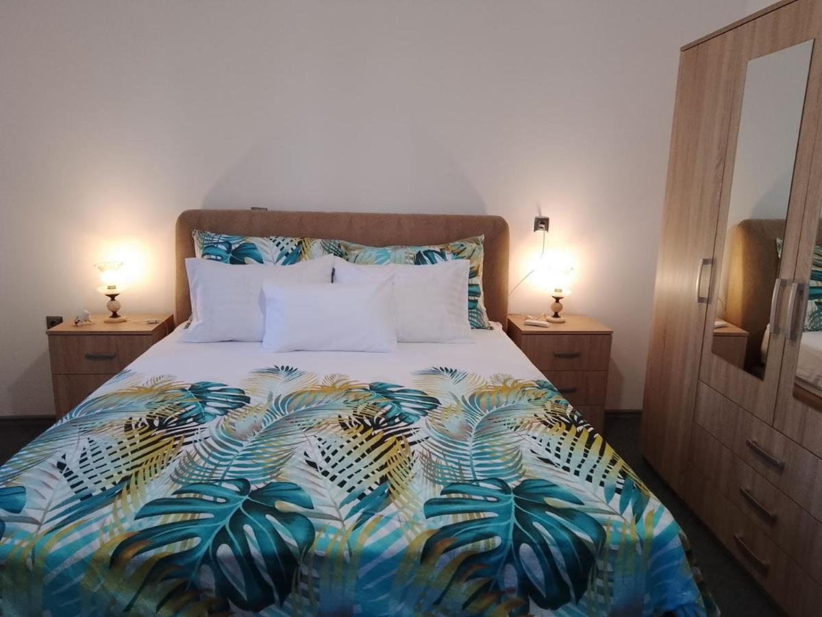 Apartman Plava Riba ชิเบนิก ภายนอก รูปภาพ