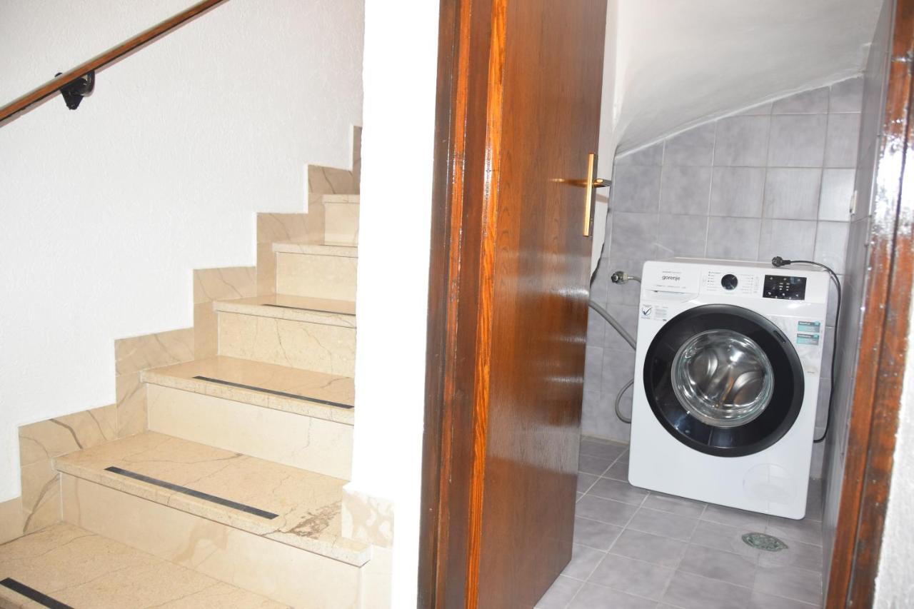 Apartman Plava Riba ชิเบนิก ภายนอก รูปภาพ