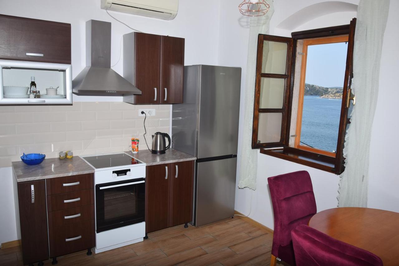 Apartman Plava Riba ชิเบนิก ภายนอก รูปภาพ