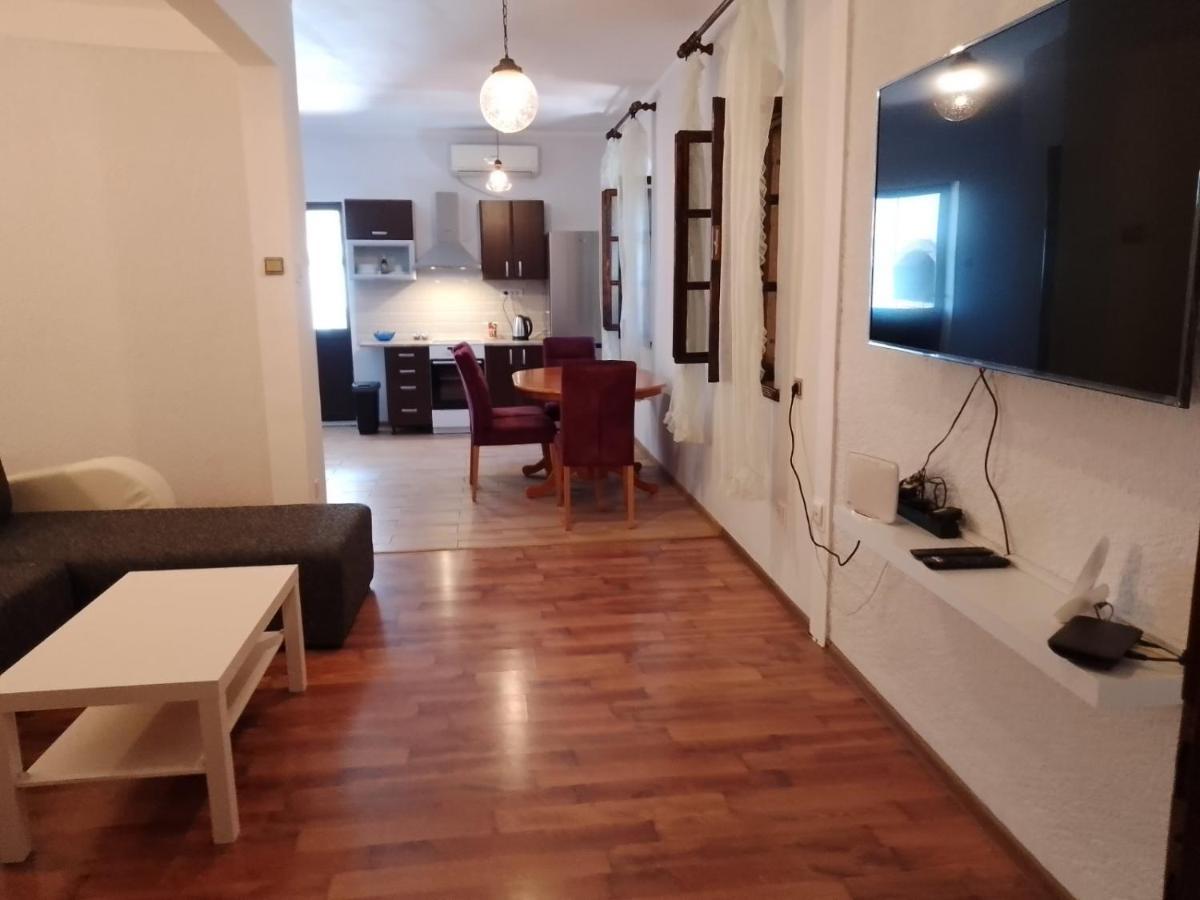 Apartman Plava Riba ชิเบนิก ภายนอก รูปภาพ